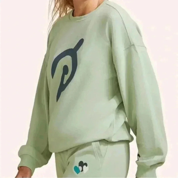 Peloton Mother’s Day My Heart Pullover Sweetheart Size M - Picture 5 of 14